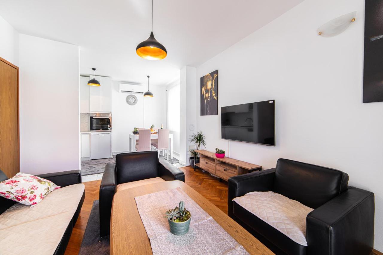 Guesthouse Four Rivers 캐플례나 외부 사진